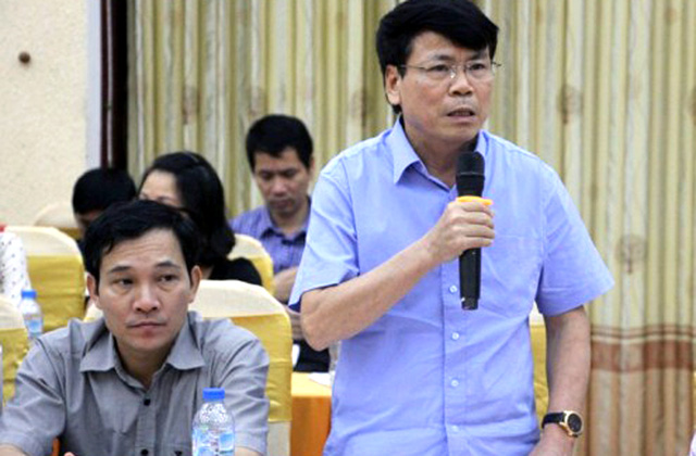 Nhà[-]báo[-]truy[-]gay[-]gắt[-]vấn[-]nạn[-]phá[-]rừng[-]ở[-]Nghệ[-]An